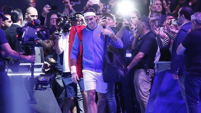 Roger Federer effectue une tournée de rock star en Amérique du Sud, comme ici au Chili. [AFP - Marcelo Hernandez]