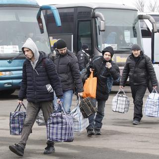 L'échange de prisonniers entre Kiev et les séparatistes. [EPA/Keystone - Valeri Kvit]