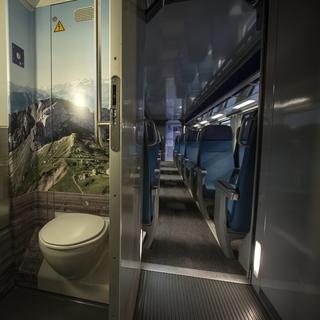 Les CFF modernisent régulièrement les WC de leurs trains. [Keystone - Patrick B. Kraemer]