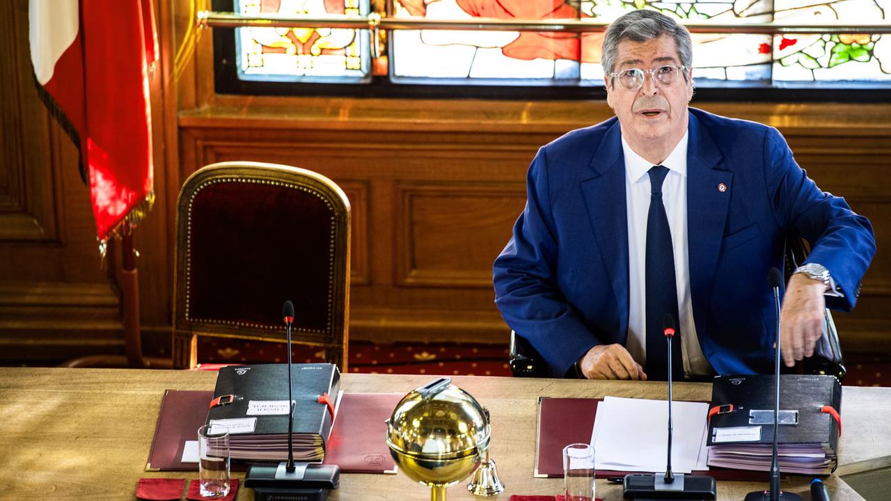 Patrick Balkany à la mairie de Levallois-Perret, 01.07.2019. [AFP - Martin Bureau]
