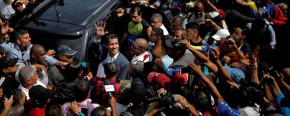 Au Venezuela, Juan Guaido qui s'est autoproclamé président, pourrait bien être reconnu lundi par plusieurs pays européens après le rejet par Nicolas Maduro de l'ultimatum qu'ils avaient lancé. [Carlos Barria]