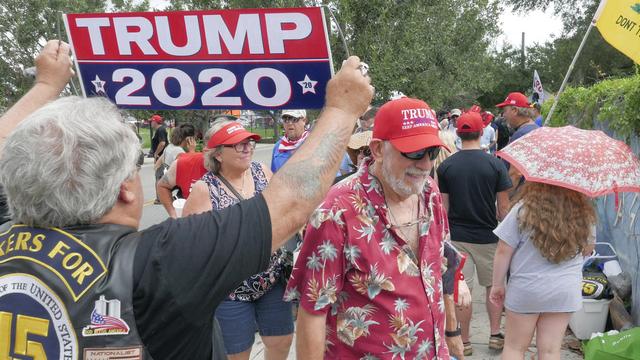 Des supporters de Donald Trump à Orlando (Floride). [Keystone - John Raoux]