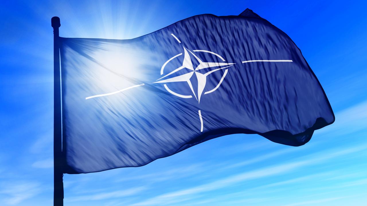 Géopolitis: OTAN au pilori [Adobe stock - Lulla]