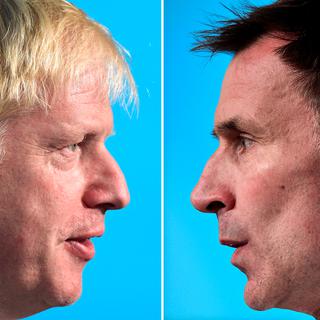 Boris Johnson et Jeremy Hunt sont les deux derniers prétendants à la succession de Theresa
May à la tête du Parti conservateur et du gouvernement britanniques. [REUTERS - Rebecca Naden]
