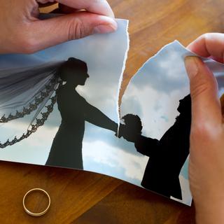 Les Suisses ont été plus nombreux à divorcer en 2019 que l'année précédente. [Keystone - Patrick Pleul]