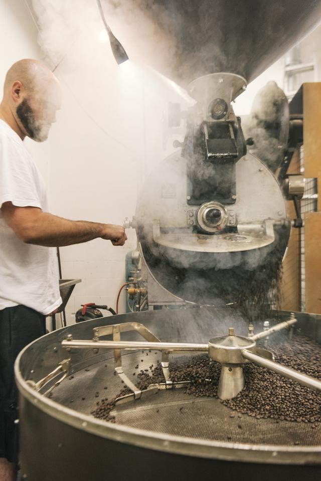 Une rôtisserie de café en Argovie. [Keystone - Christian Beutler]