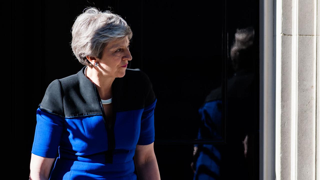 Theresa May devant le 10, Dowing Street, mardi 14.05.2019. [NurPhoto/AFP - Wiktor Szymanowicz]