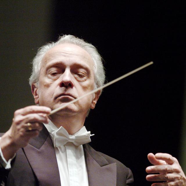 Le chef d'orchestre Antoni Wit, le 3 février 2007 à Nantes. [AFP - Frank Perry]