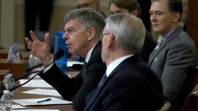 Le diplomate William Taylor durant la première audition de l'impeachment de Donald Trump le 13 Novembre 2019. [AP Photo/ Keystone - Jose Luis Magana]