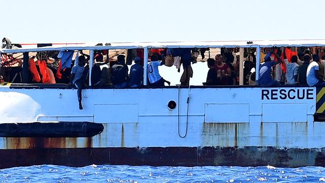 La situation est très difficile pour les migrants coincés à bord du navire humanitaire Open Arms. [Reuters - Guglielmo Mangiapane]
