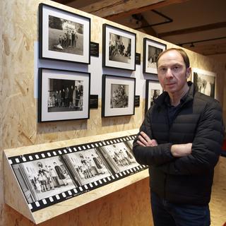 Luc Debraine à l'exposition "Chaplin Personal: 1952-1973". [KEYSTONE - Salvatore Di Nolfi]