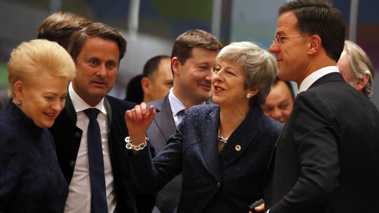 Theresa May à Bruxelles ce jeudi pour convaincre les dirigeants de l'UE de reporter la date du Brexit [Keystone/AP Photo - Frank Augstein]