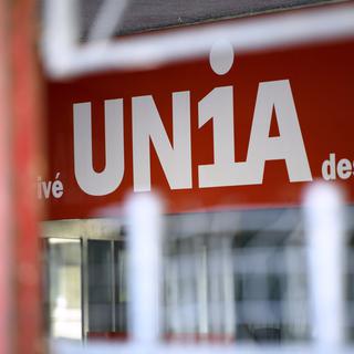Les délégués d'Unia rejettent l'initiative de résiliation de la libre circulation des personnes de l'UDC. [Keystone - Laurent Gilliéron]