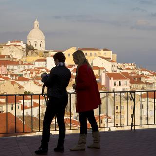 Des touristes à Lisbonne, au Portugal. [Keystone - Alessandro Della Bella]
