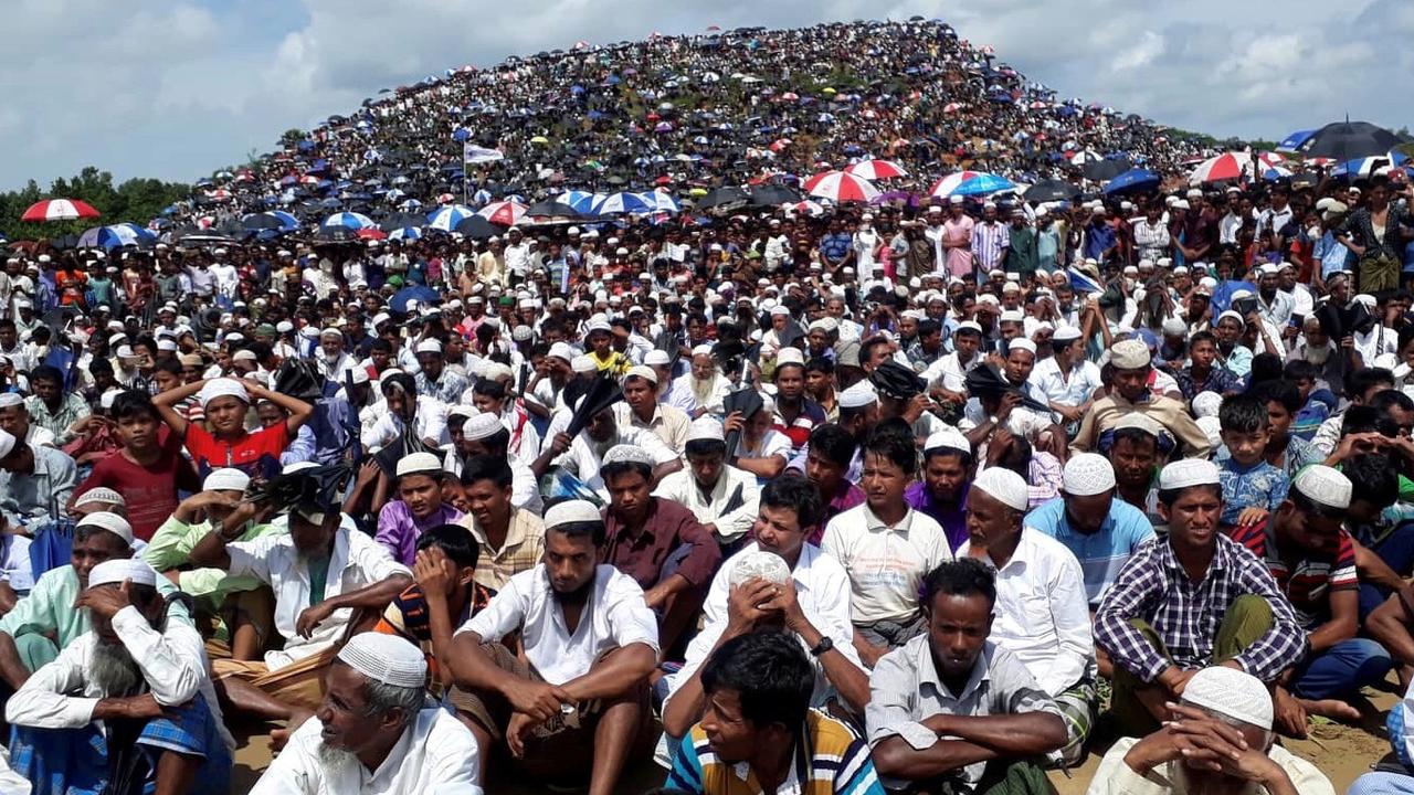 Des réfugiés rohingyas se rassemblent pour marquer le second anniversaire de l'exode, au camp de Kutupalong. Bengladesh, le 25 août 2019. [Reuters - Rafiqur Rahman]