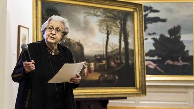 Alice Pauli, galeriste, parle lors d'une conference de presse sur des dons importants au MCBA, mardi 7 mars 2017. [Keystone - Jean-Christophe Bott]