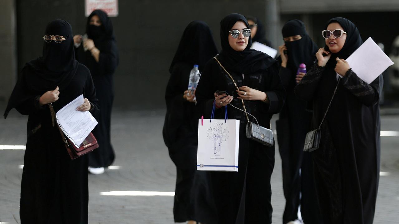 Les Saoudiennes sont désormais autorisées à voyager sans l'accord d'un "gardien" mâle. [Reuters - Faisal Al Nasser]