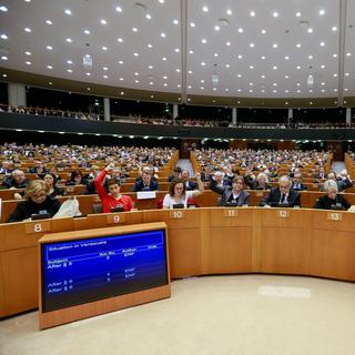 Une vue de l'hémicycle du Parlement européen au moment du vote sur la reconnaissance officielle du président autoproclamé du Venezuela, Juan Guaido. [Keystone - Stéphanie Lecocq]