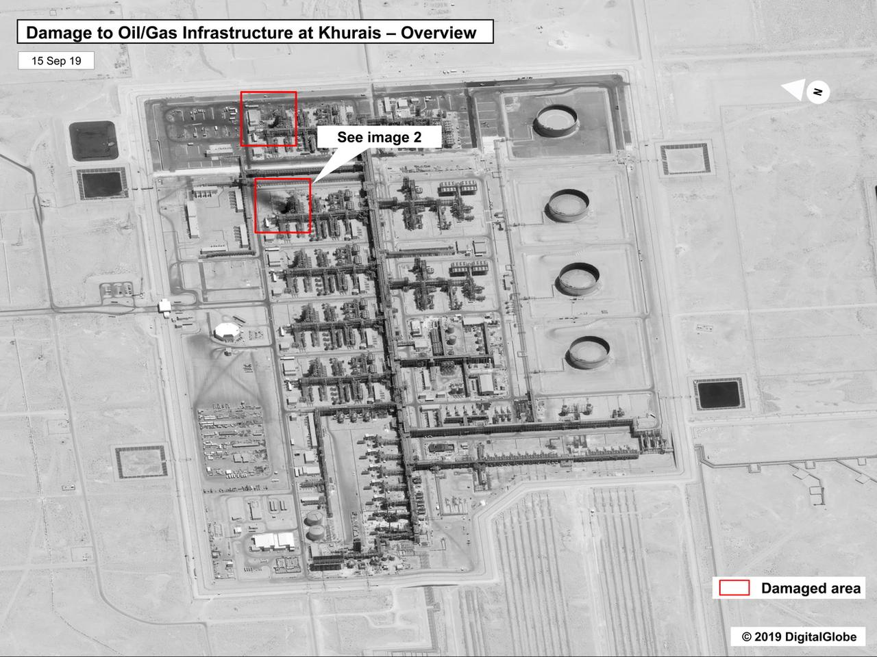 Les dommages causés à Khurais (vue d'ensemble). [Keystone/EPA/Digital Globe - U.S. Government]