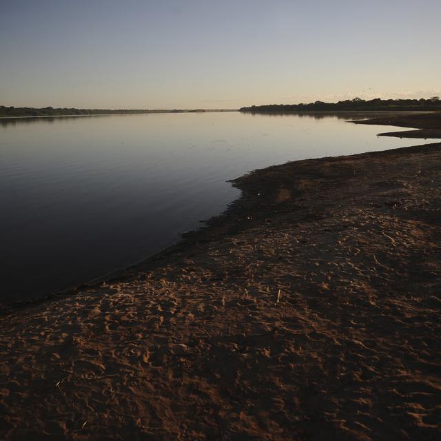 Un lit de rivière au nord de la région de Minas Gerais, au Brésil. [Reuters - Lunae Parracho]