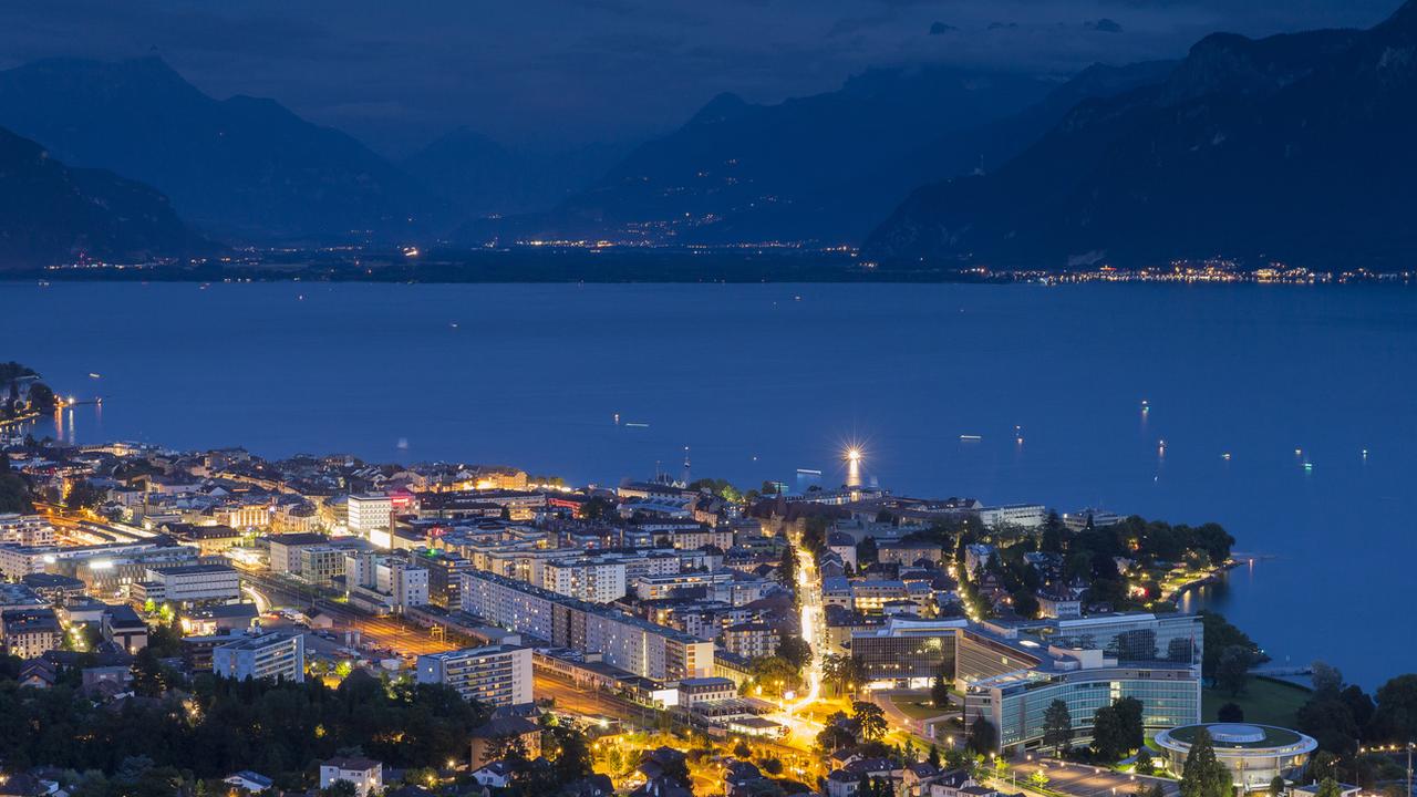 La justice interdit l'ouverture prolongée des magasins à Vevey pour le Black Friday. [Keystone - Cyril Zingaro]