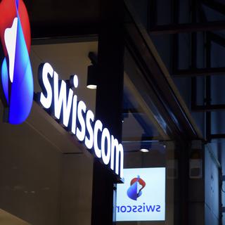 Swisscom fera payer la facture papier. [Keystone - Melanie Duchene]