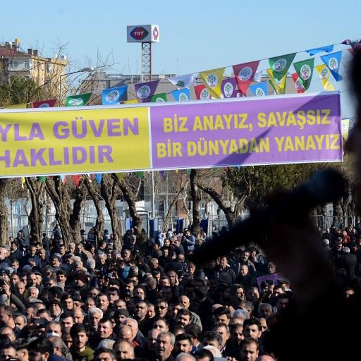 Une manifestation en faveur de Leyla Güven à Diyarbakir le 19 janvier 2019. [AFP]