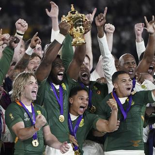 L'Afrique du Sud célèbre sa victoire. [Keystone - Franck Robichon]
