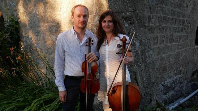 Le violoniste David Plantier et la violoncelliste Annabelle Luis, le duo Tartini. [facebook.com/Duo-TartiniLes-Plaisirs-du-Parnasse]