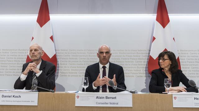 Le conseiller fédéral Alain Berset communique les mesures prises concernant l'épidémie de coronavirus le vendredi 28 février 2020. [Keystone - Alessandro della Valle]