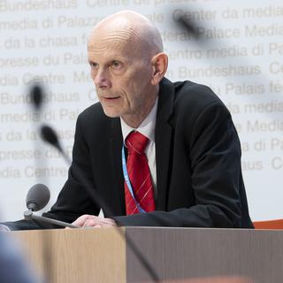 Daniel Koch lors de la conférence de presse de l'OFSP le 17 mars 2020. [Keystone - Marcel Bieri]