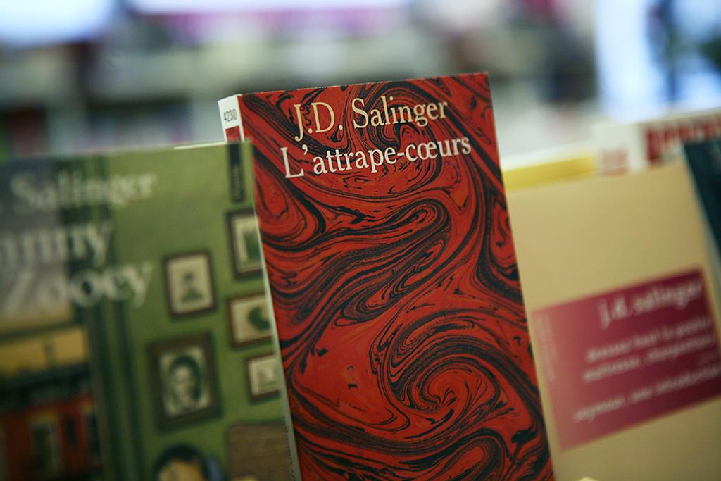L'attrape-coeurs, de JD Salinger, un monument de la littérature américaine du XXe siècle. [AFP PHOTO - LOIC VENANCE]