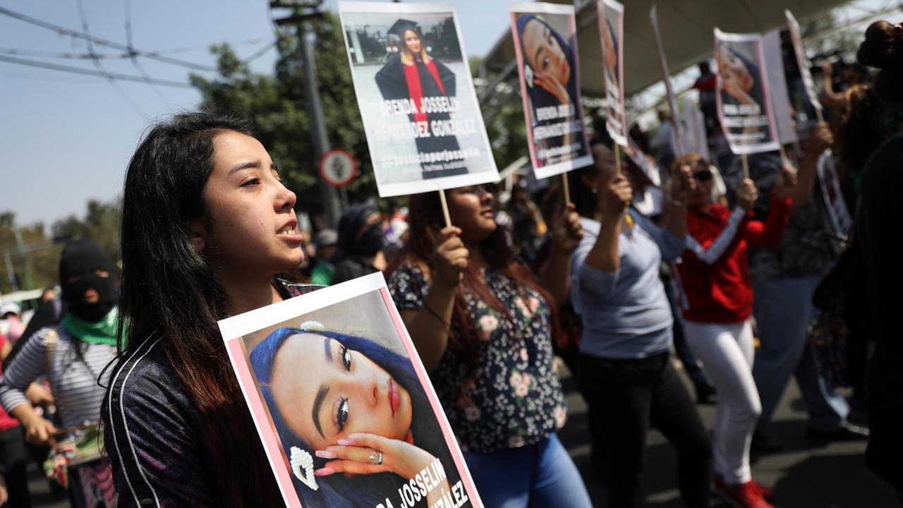 Manifestation pour demander la justice face aux féminicides au Mexique, le 15 février 2020 à Mexico. [EPA/ Keystone - Sashenka Gutierrez]