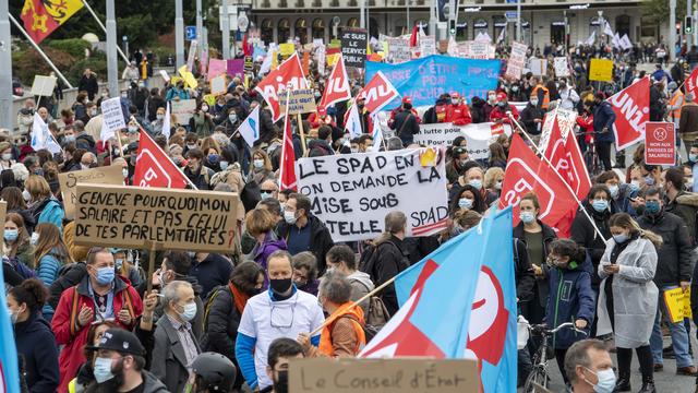 Une précédente grève de la fonction publique genevoise le 29 octobre dernier. [Keystone - Martial Trezzini]