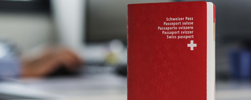 Un passeport suisse. [Keystone - Christian Beutler]