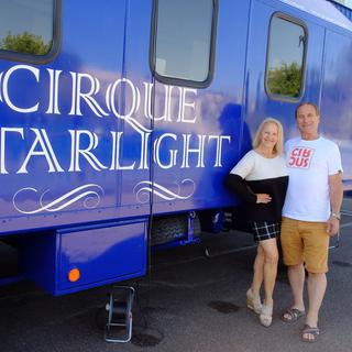 Jocelyne et Heinrich Gasser, couple fondateur du Cirque Starlight. [Bastien von Wyss]