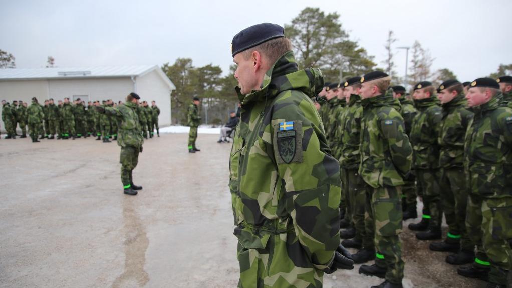 Des soldat‧e‧s suédois‧e‧s sur la base de Visby, sur l'île de Gotland, en février 2019. [AFP - Tom Little]
