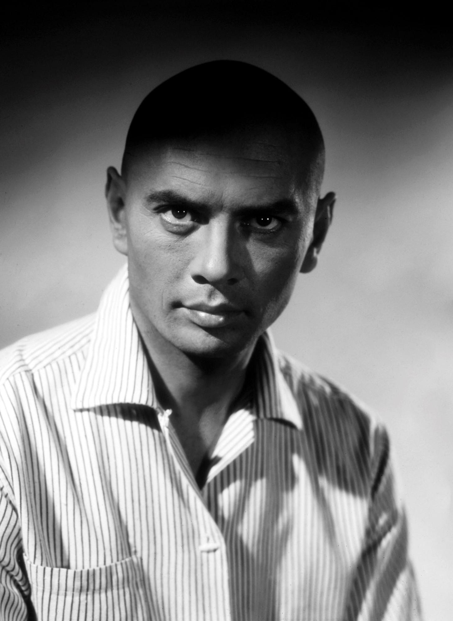 Yul Brynner, le charisme du chauve - rts.ch - Cinéma