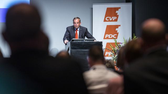 Gerhard Pfister veut convaincre les délégués PDC de changer de nom. [Keystone - Alexandra Wey]