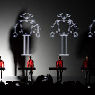 La pièce "Roboter" du groupe Kraftwerk. [AFP - John MacDougall]