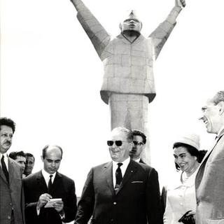 Tito visitant le monument Stevan Filipovic,  Valjevo 1967. [CC by SA 3.0 Unported - Musée de Yougoslavie]