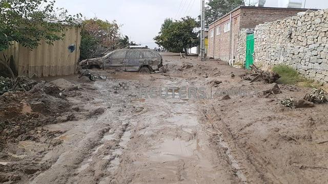 Une rue de la ville de Parwan après les crues. [reuters - Obaidullah Azadmansh]