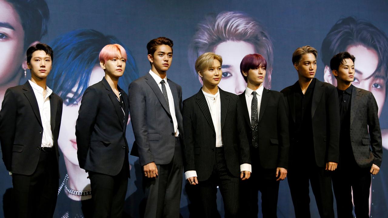 Les membres du groupe de K-pop "SuperM" en 2019.