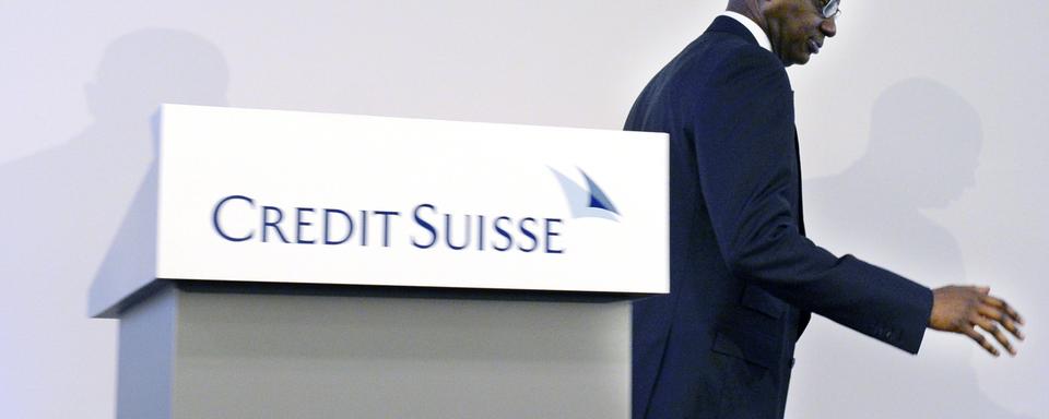 Le directeur général de Credit Suisse, Tidjane Thiam, sous le feu de vives critiques depuis l'éclatement de l'affaire des filatures, a présenté sa démission. [Keystone - Walter Bieri]