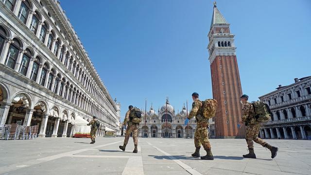 Vidée de ses touristes, Venise réfléchit à son avenir. [EPA/Keystone - Andrea Merola]