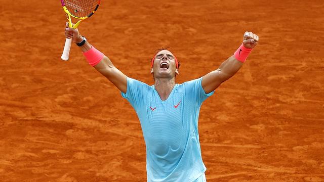 epa08732574 Rafael Nadal of Spain reacts after winning against Diego Schwartzman of Argentina in their men's semi final match during the French Open tennis tournament at Roland &#x200b;Garros in Paris, France, 09 October 2020. EPA/IAN LANGSDON [EPA/Keystone - Ian Langson]