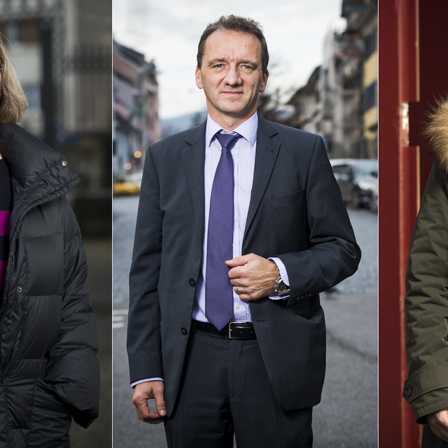 Le match à trois se poursuit dans la course au Gouvernement jurassien entre Anne Seydoux-Christe (à gauche), Romain Schaer (au centre) et Rosalie Beuret-Siess (à droite). [Keystone - Jean-Christophe Bott]