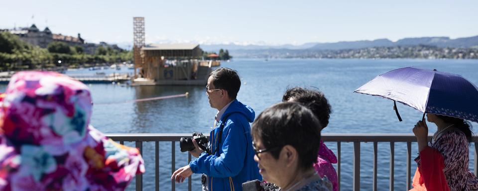 Les touristes chinois se font rares depuis le début de l'épidémie de coronavirus (photo d'illustration). [Keystone - Gaetan Bally]