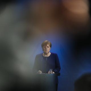 La chancelière allemande Angela Merkel a estimé lors d'une conférence de presse à Berlin que l'Union européenne faisait face au plus grand défi de son histoire. [AP/Keystone - Markus Schreiber]