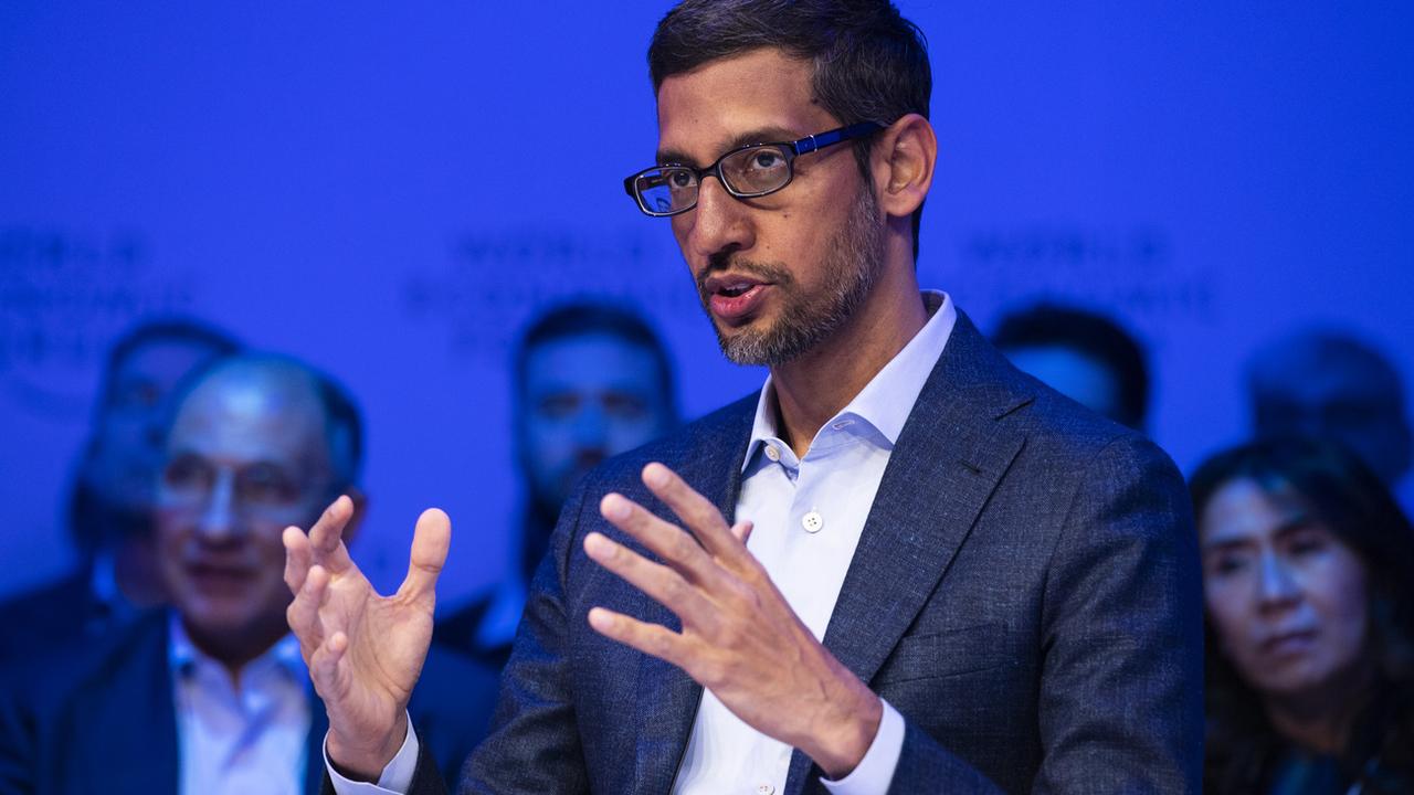 Lors du Forum économique de Davos 2020, le patron d'Alphabet Sundar Pichai a affirmé que la santé était un marché prioritaire pour Google. [Keystone - Gian Ehrenzeller]